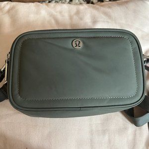 Crossbody Camera Bag 2L